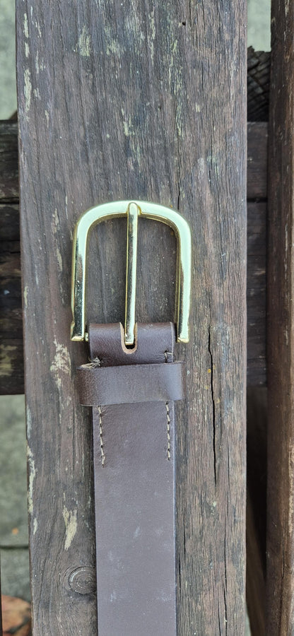 Handcrafted Brown Leather Polo Belt – Red White Green Design, Golden Buckle, Unisex Belt